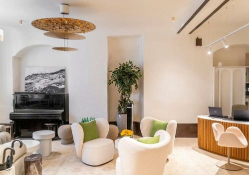 Dome Hotel
