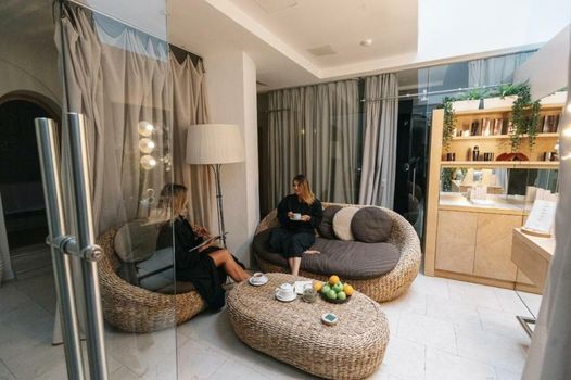 Dome Hotel
