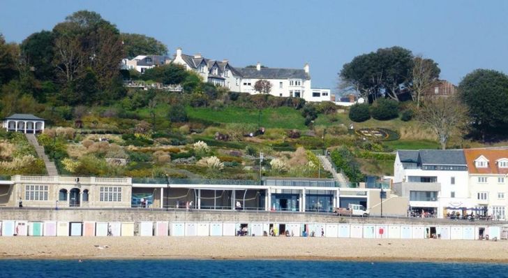 Alexandra Hotel & Restaurant