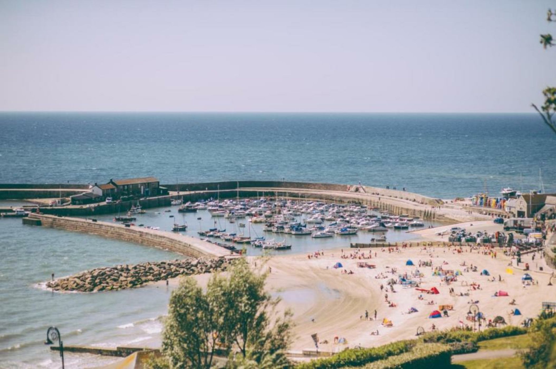 Alexandra Hotel & Restaurant