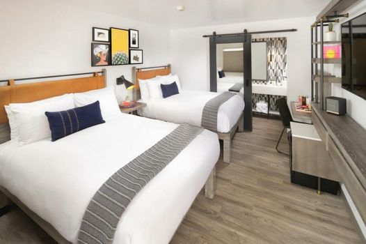 voco The Tuxon by IHG