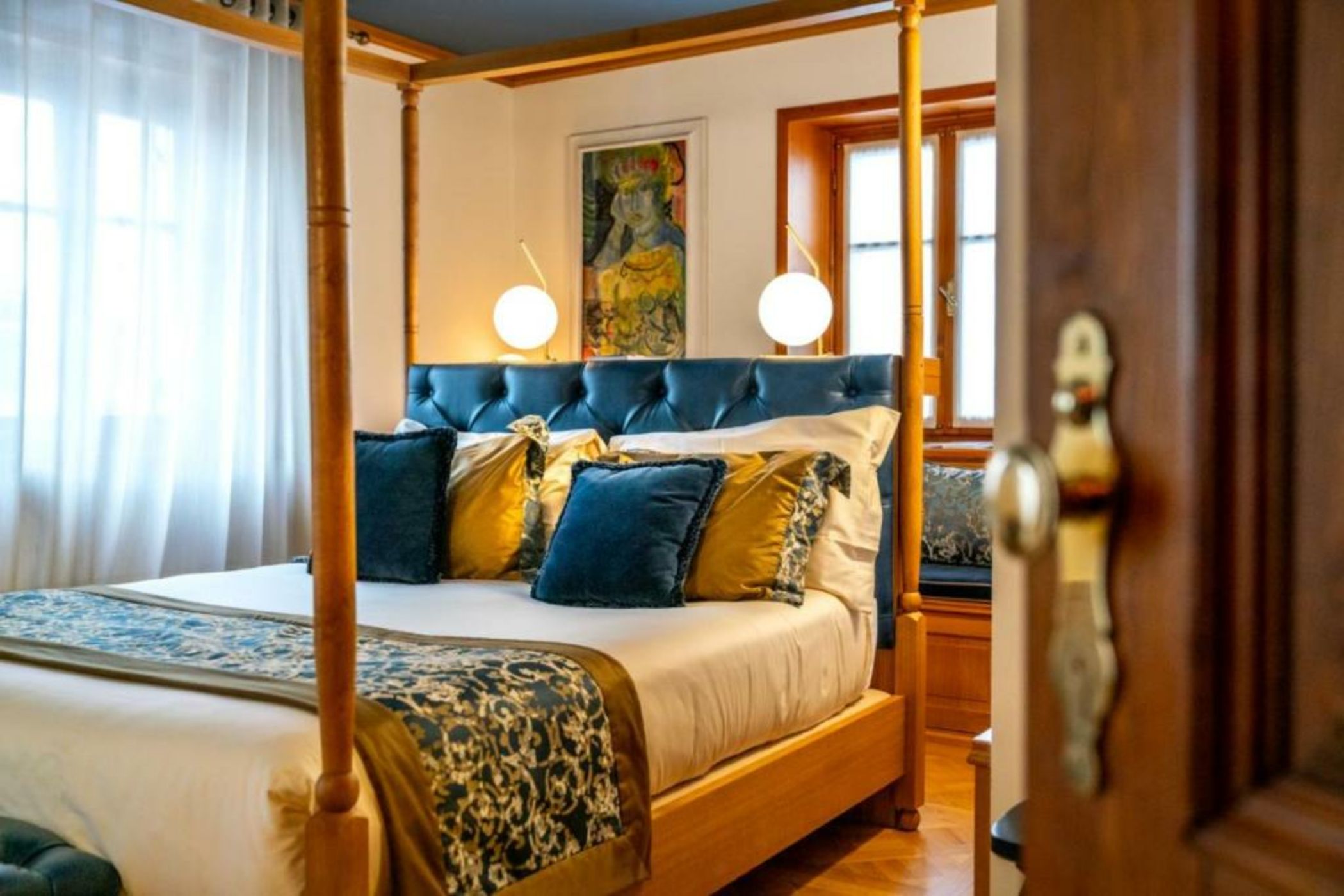 Ambra Cortina Luxury&Fashion Hotel