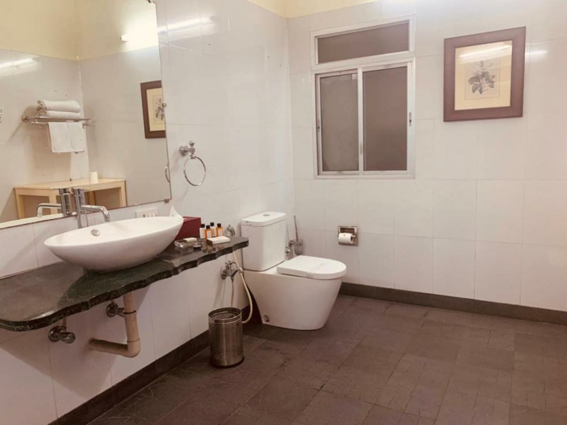 The Elgin Fairlawn, Kolkata