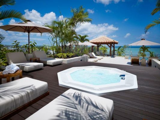 Kafuu Resort Fuchaku Condo Hotel