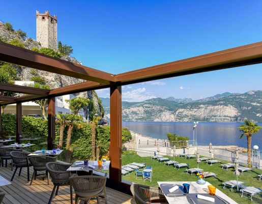 Hotel Castello Lake Front