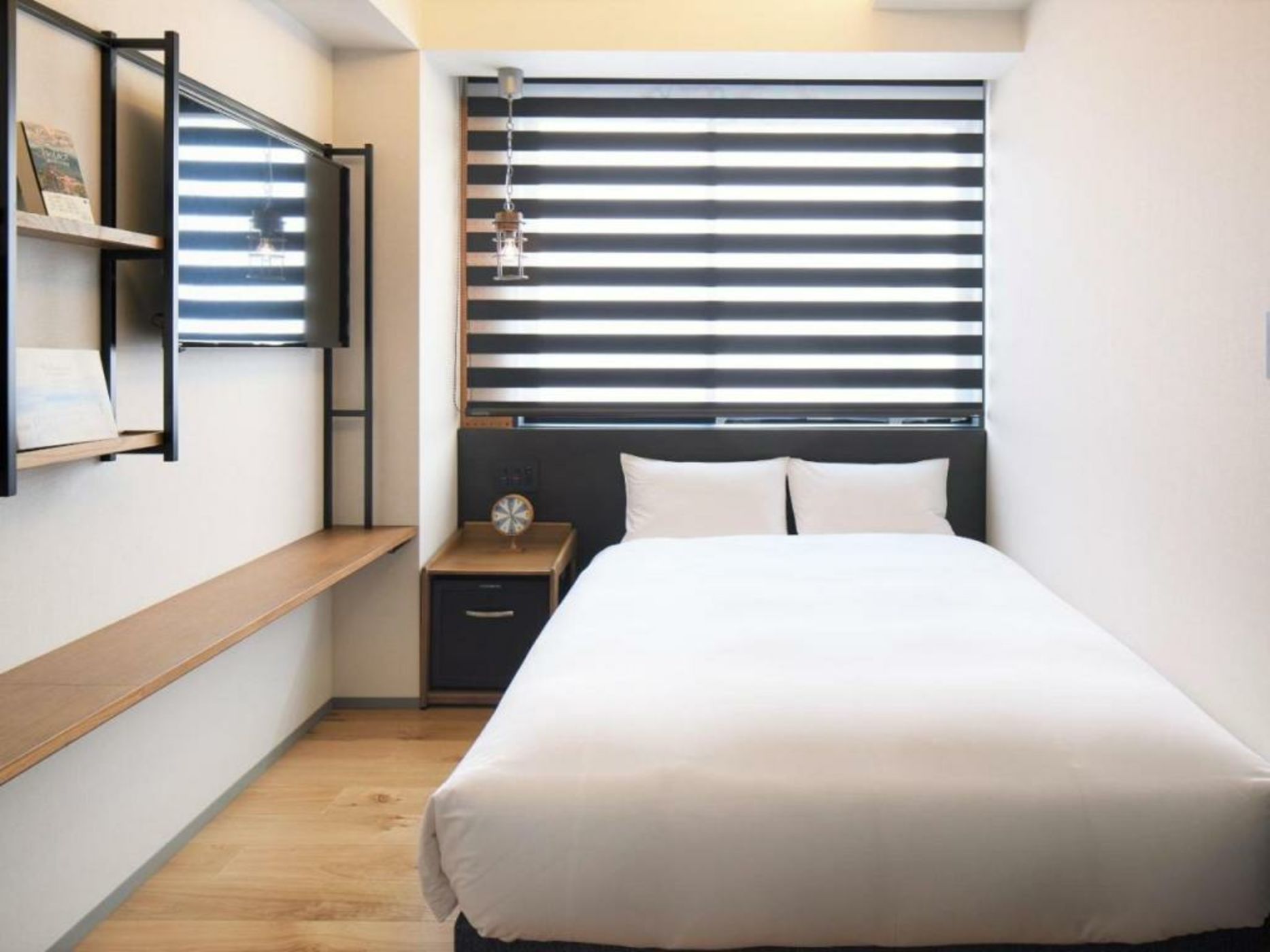 LAMP LIGHT BOOKS HOTEL fukuoka