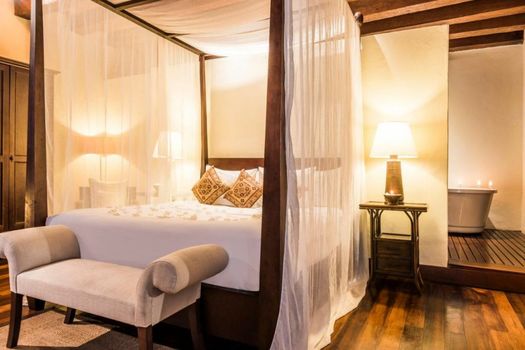 Ananda Hotel Boutique