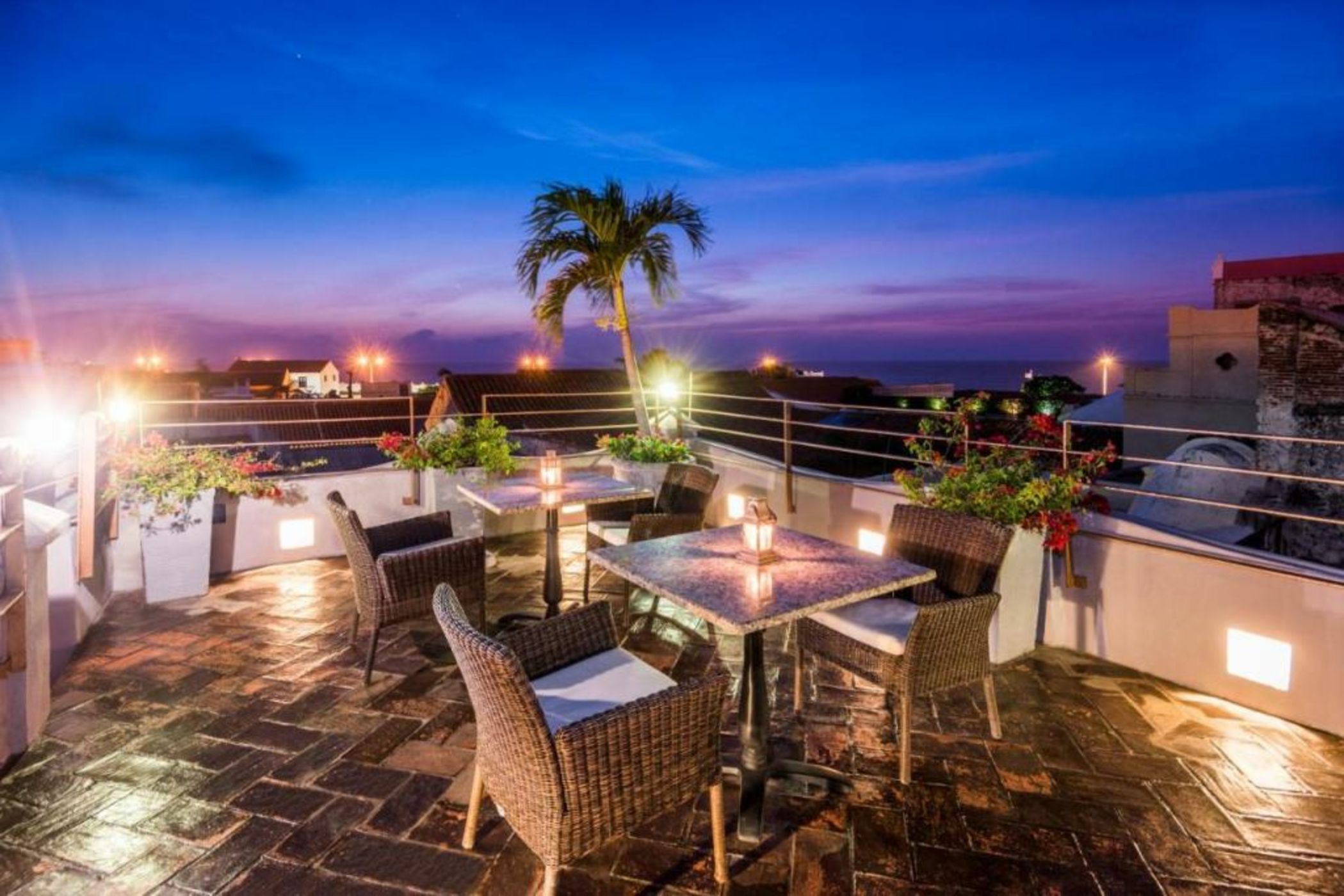 Ananda Hotel Boutique