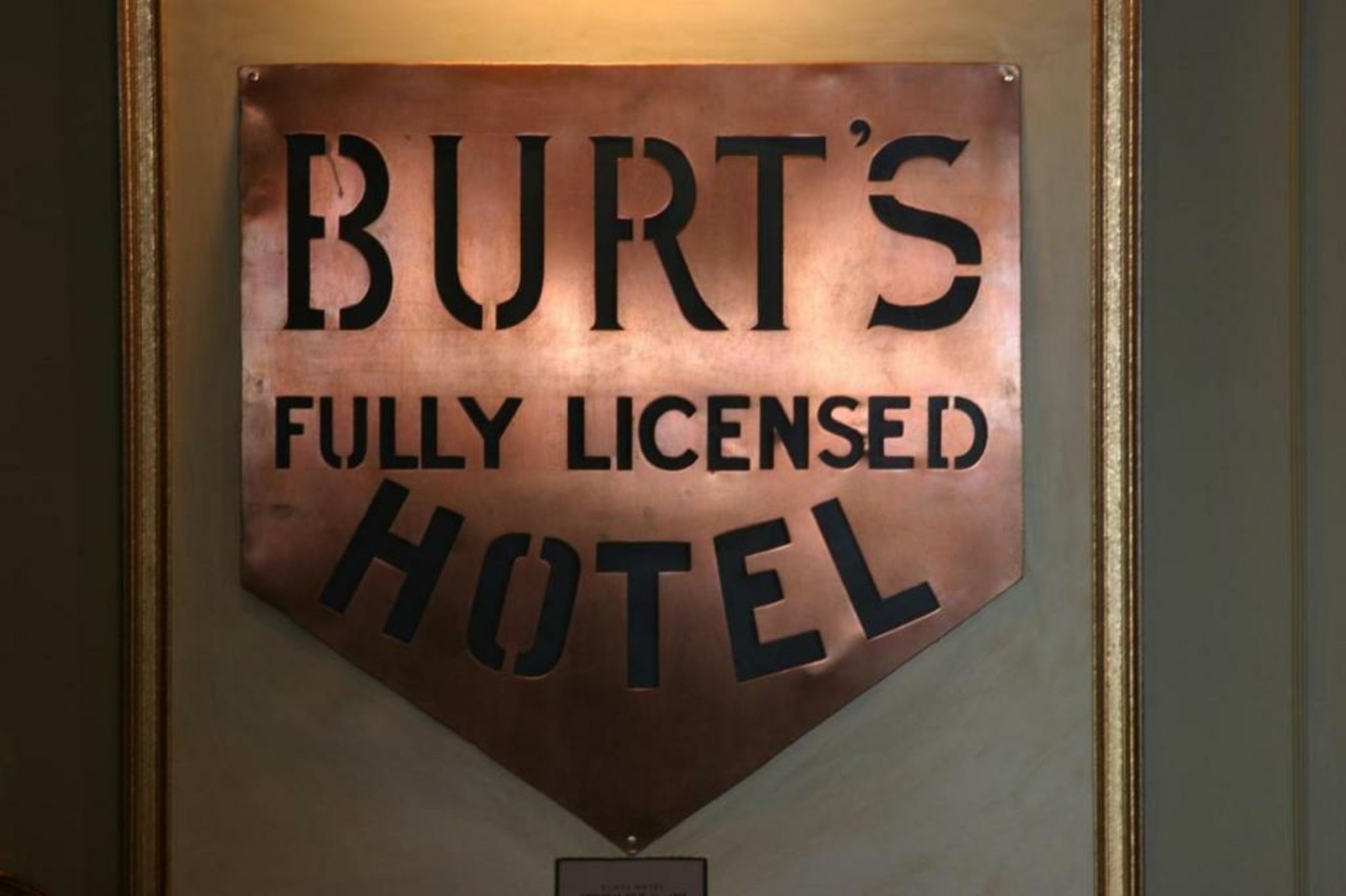 Burt's Hotel