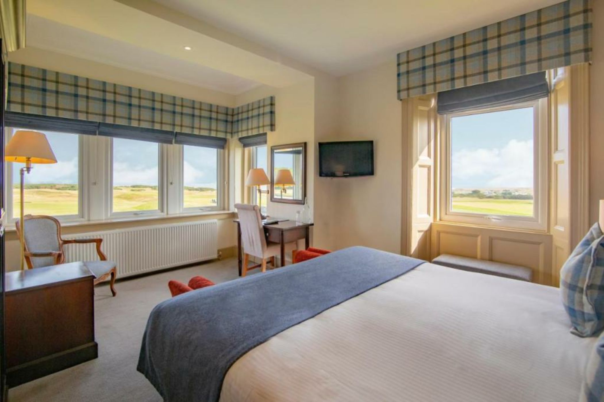 Royal Golf Hotel, by Highland Coast Hotels
