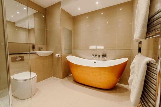 New House Country Hotel