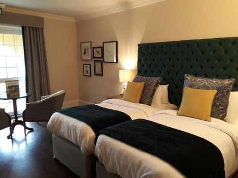 New House Country Hotel