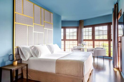 Pamplona Catedral Hotel