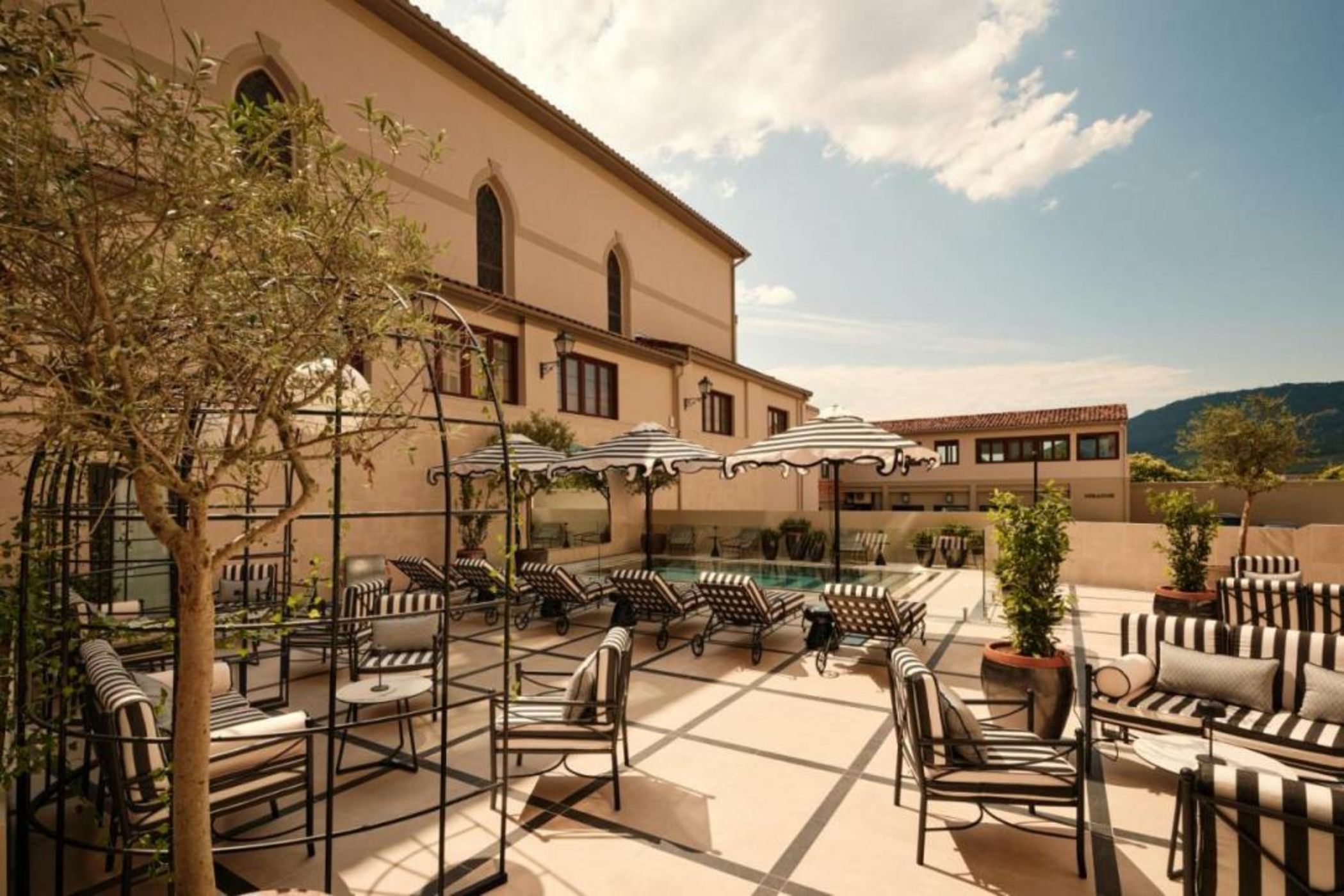 Pamplona Catedral Hotel