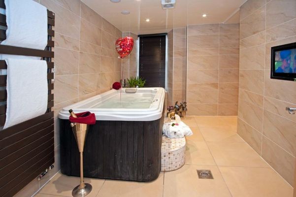Windermere Boutique Hotel Spa Suites & Hot Tubs