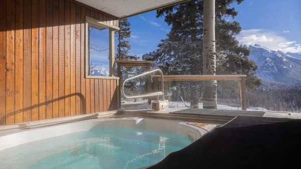 The Juniper Hotel & Bistro