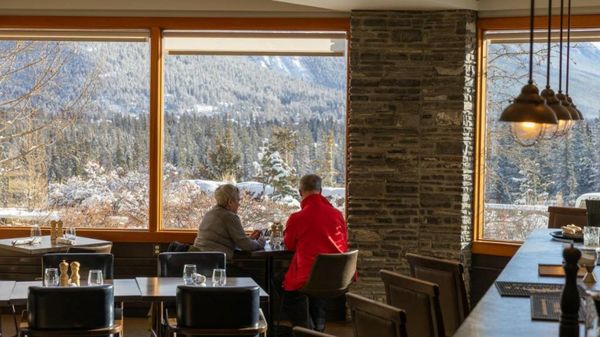 The Juniper Hotel & Bistro