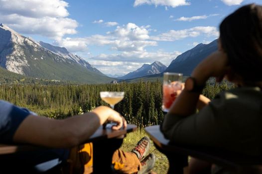 The Juniper Hotel & Bistro