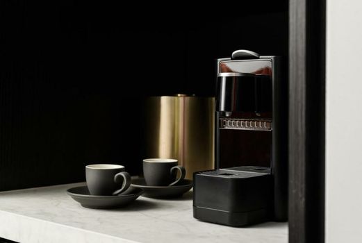 Midnight Hotel, Autograph Collection