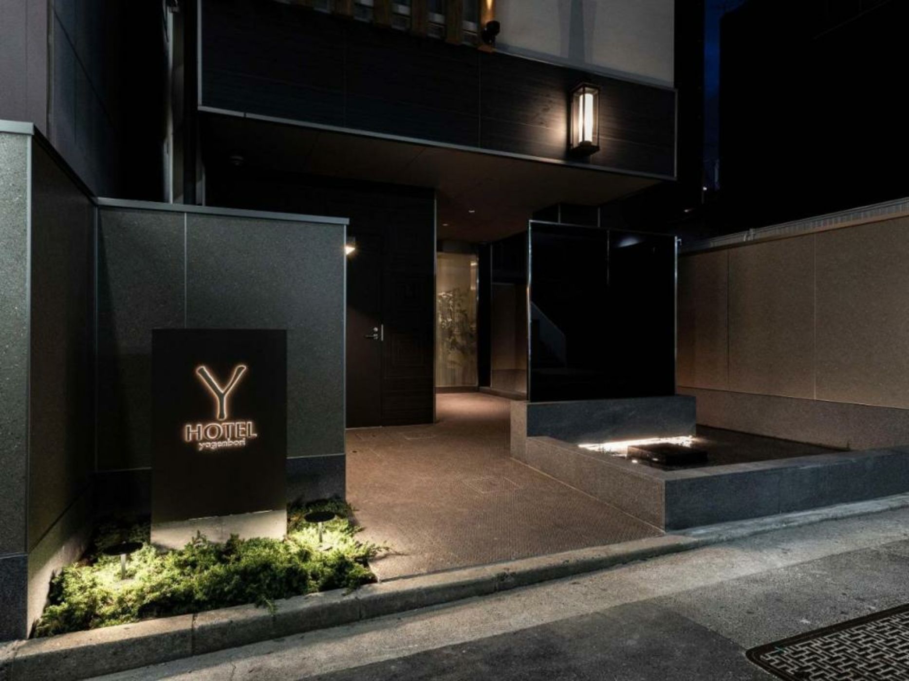 Y-HOTEL