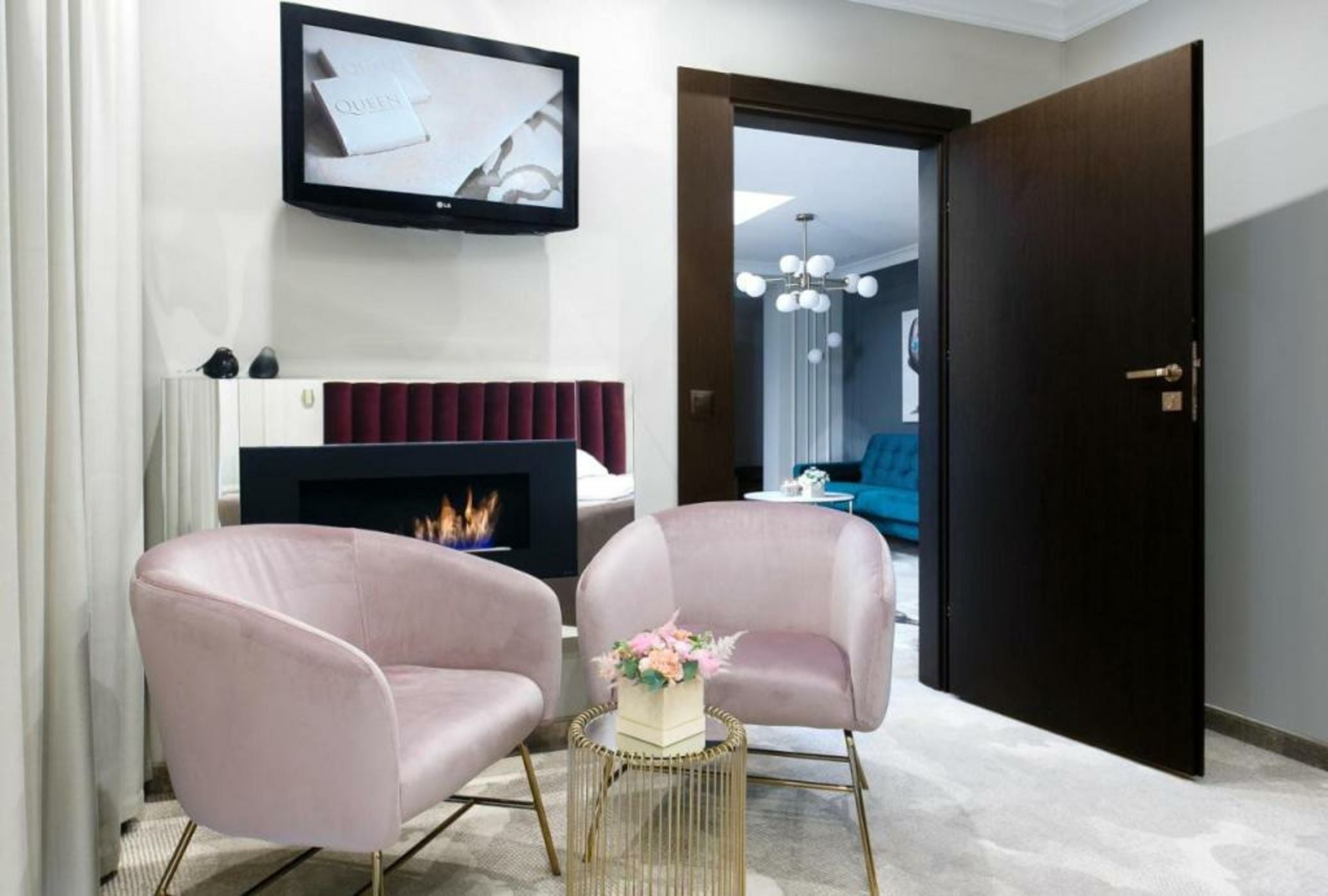 Queen Boutique Hotel