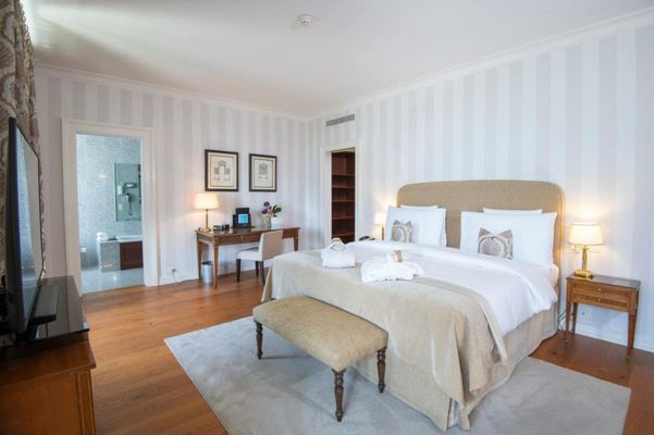 Hôtel Des Trois Couronnes & Spa - The Leading Hotels of the World