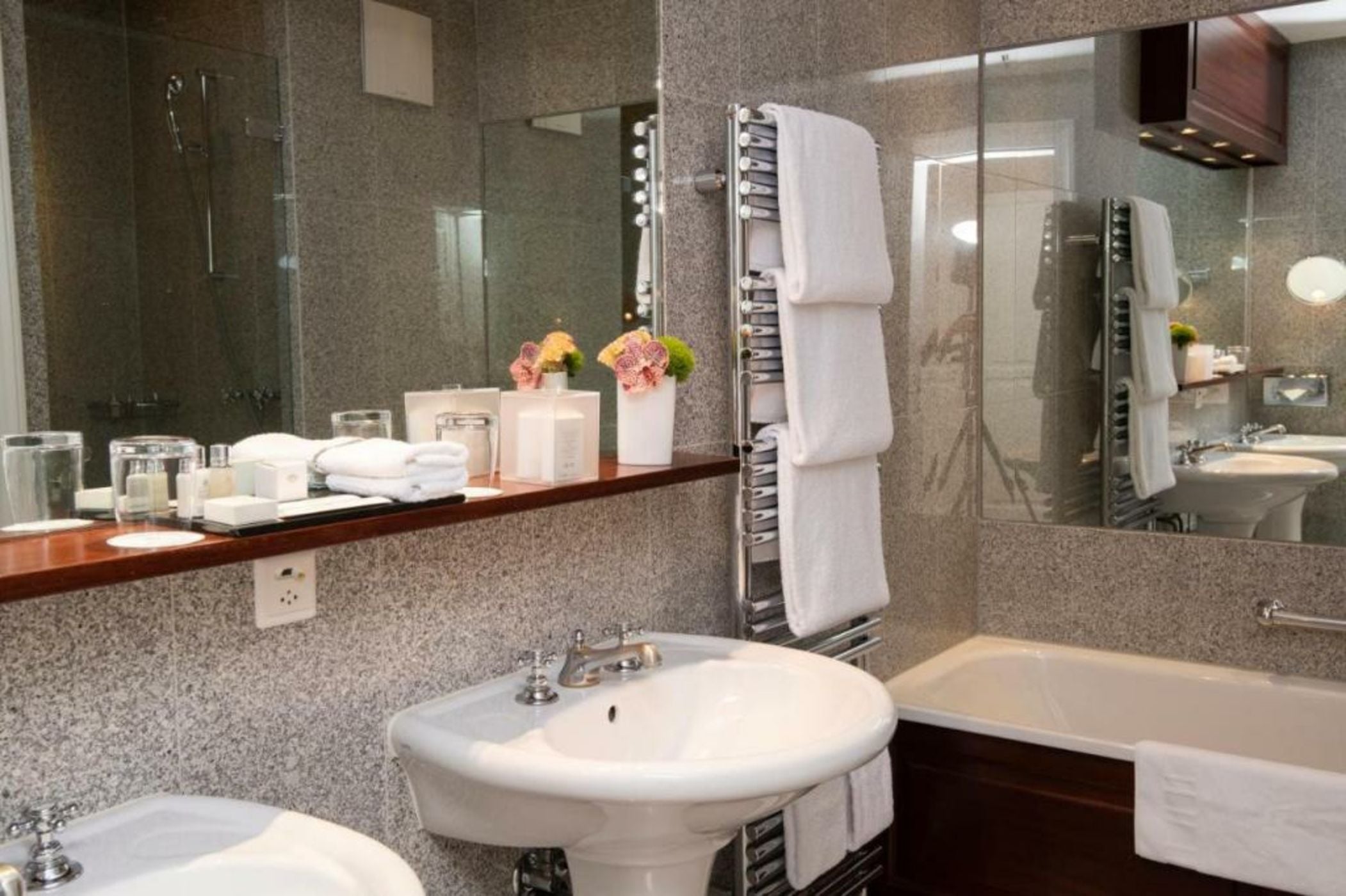 Hôtel Des Trois Couronnes & Spa - The Leading Hotels of the World