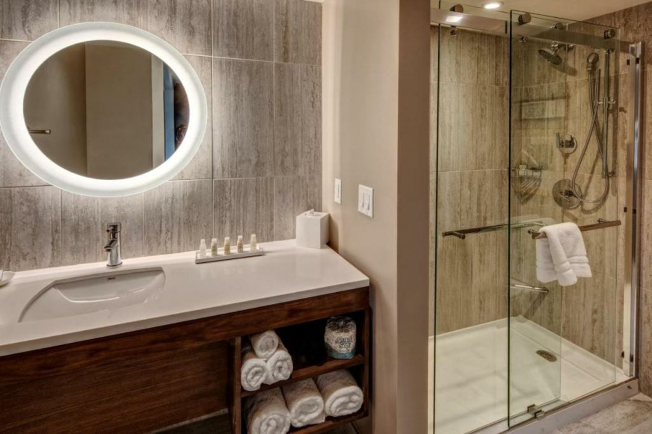 Hotel Indigo - Memphis Downtown by IHG