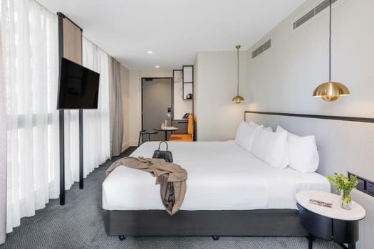 Brady Hotels Jones Lane