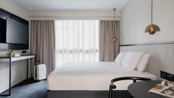 Brady Hotels Jones Lane