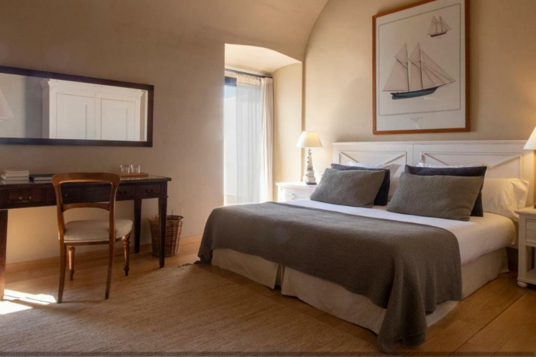 El Far Hotel Restaurant