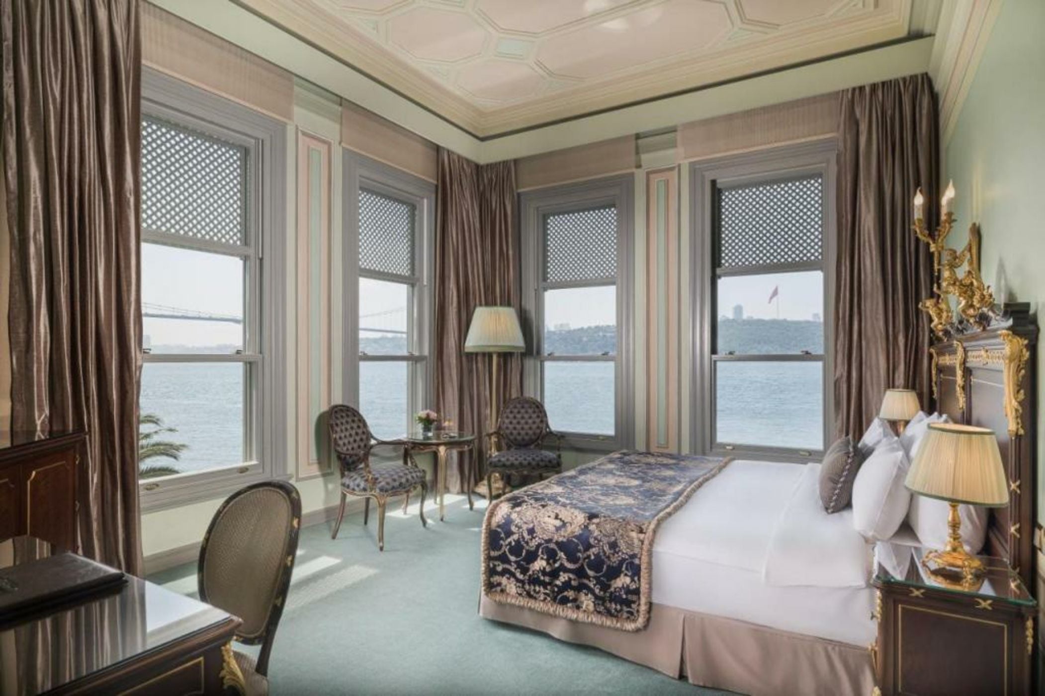 Bosphorus Palace Hotel