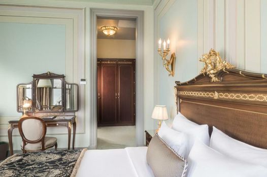 Bosphorus Palace Hotel