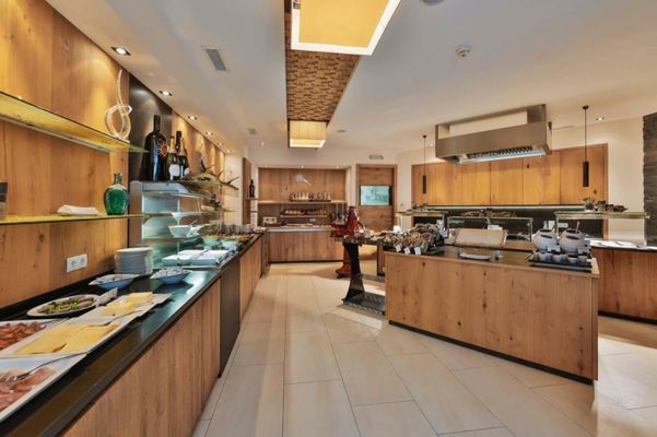 Hotel Fliana 4-Sterne Superior