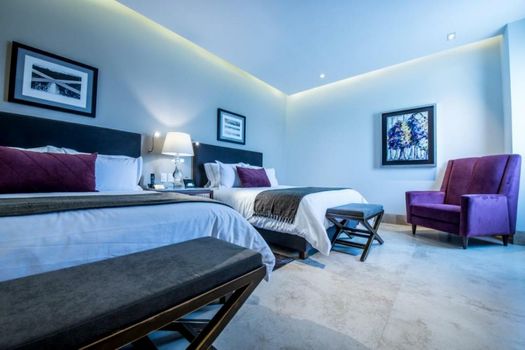 Square Small Luxury Hotel - Nuevo Consulado