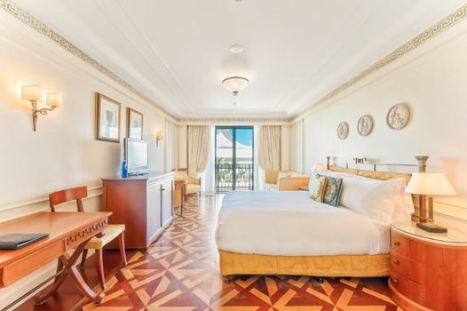 Imperial Hotel Gold Coast