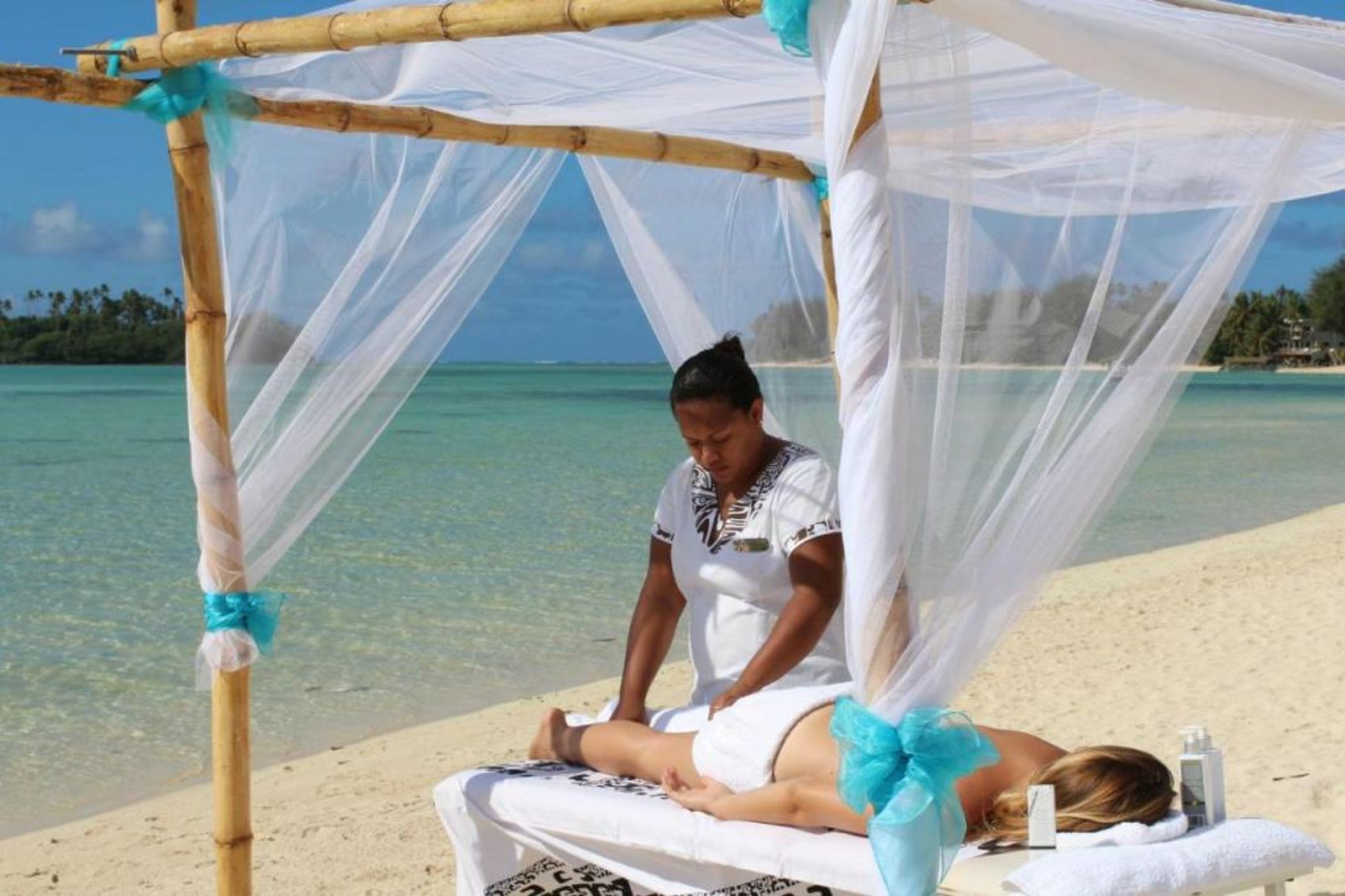 Muri Beach Club Hotel