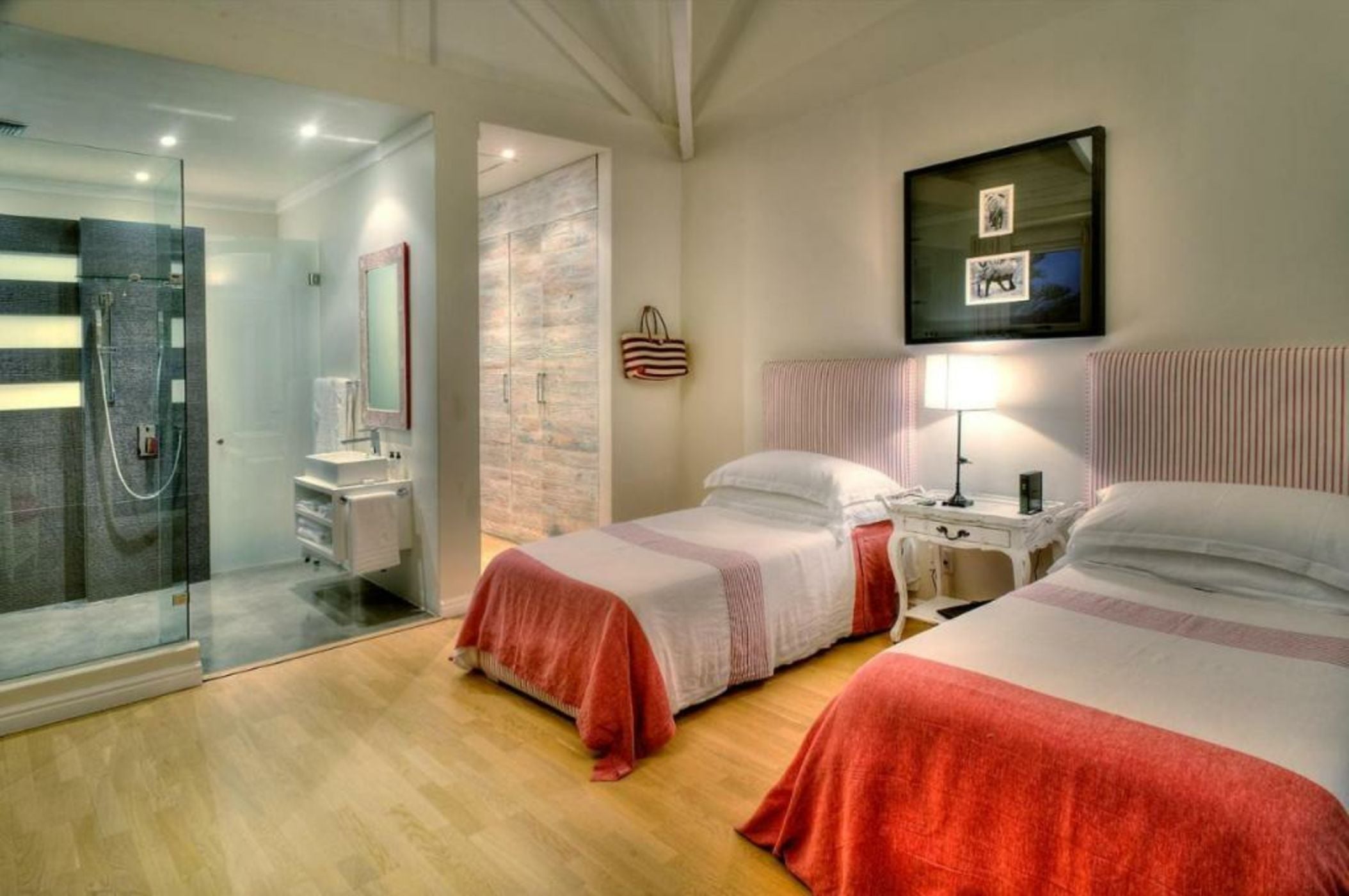 Sea Five Boutique Hotel