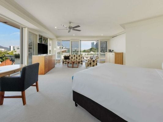 Pullman Reef Hotel Casino