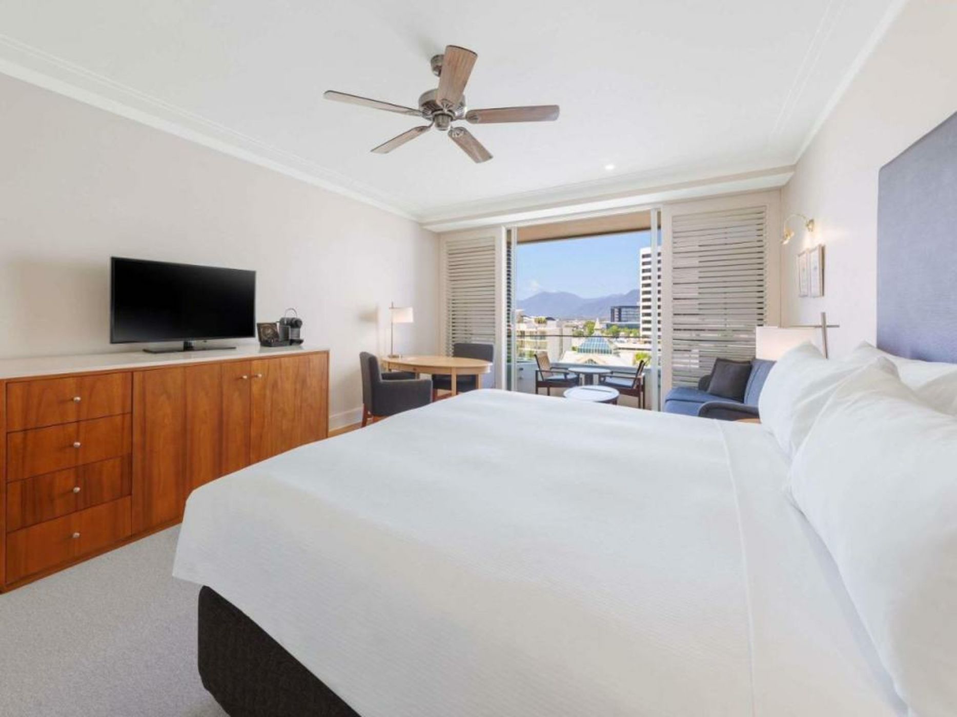 Pullman Reef Hotel Casino