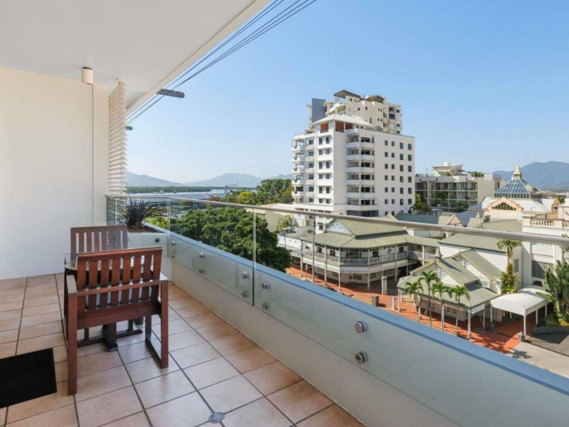 Pullman Reef Hotel Casino