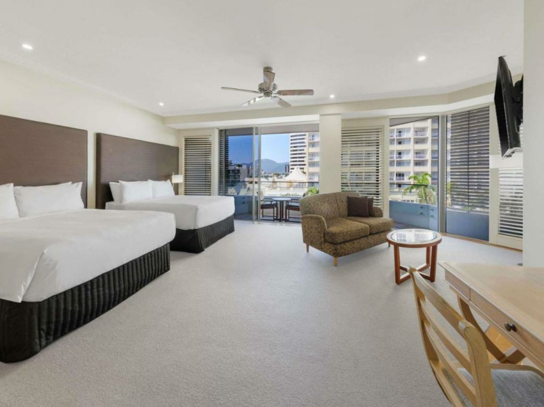 Pullman Reef Hotel Casino