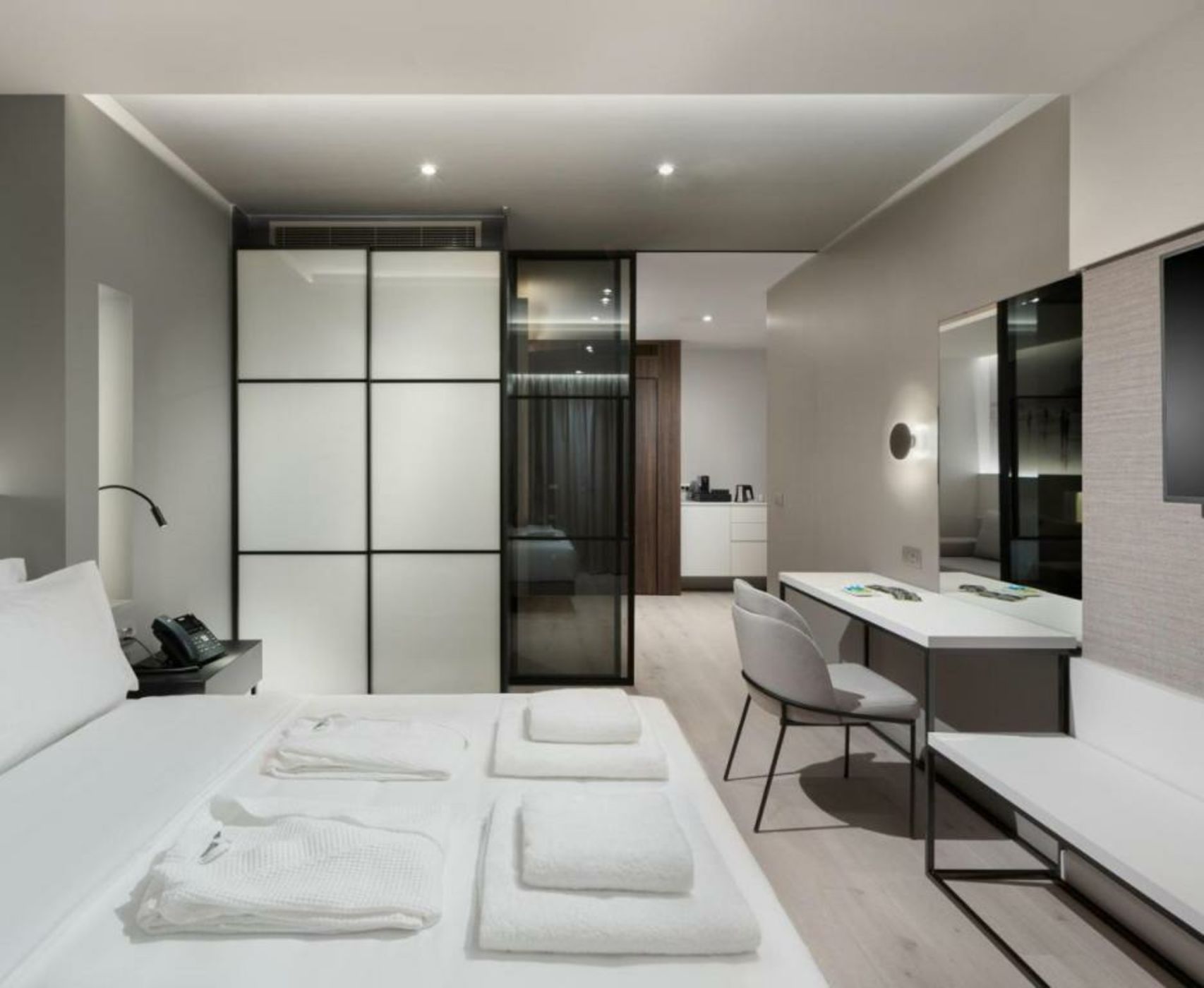 Ivis 4 Boutique Hotel