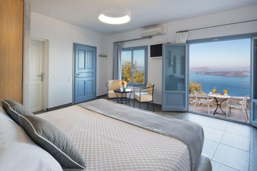 Apanemo Hotel & Suites