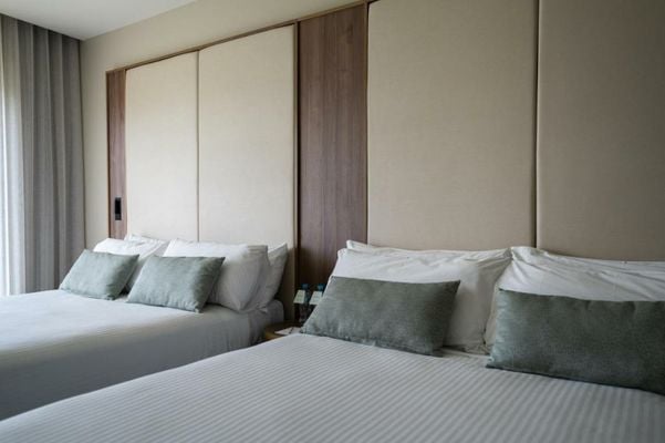 Oval Hotel at Adelaide Oval