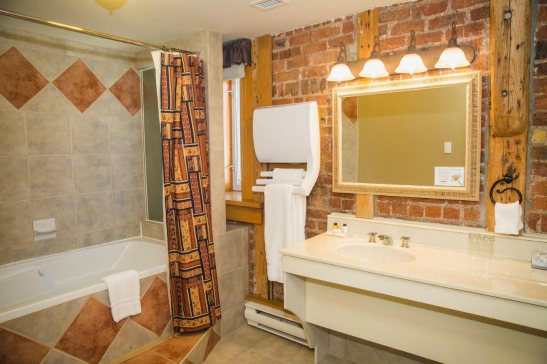 Murray Premises Hotel