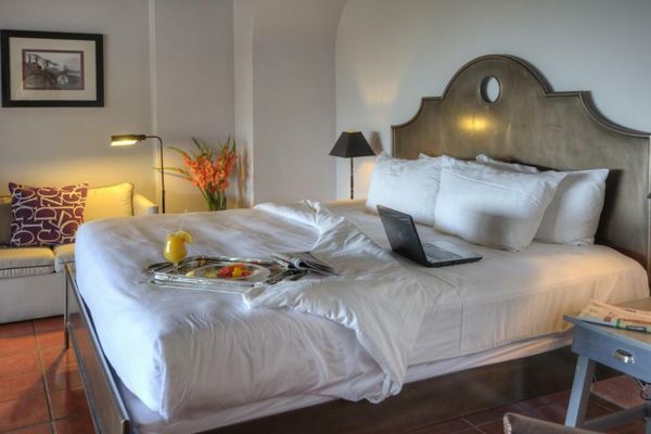 Alta Las Palomas Hotel