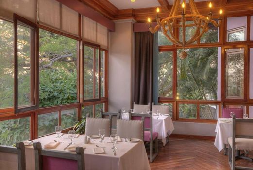 Alta Las Palomas Hotel