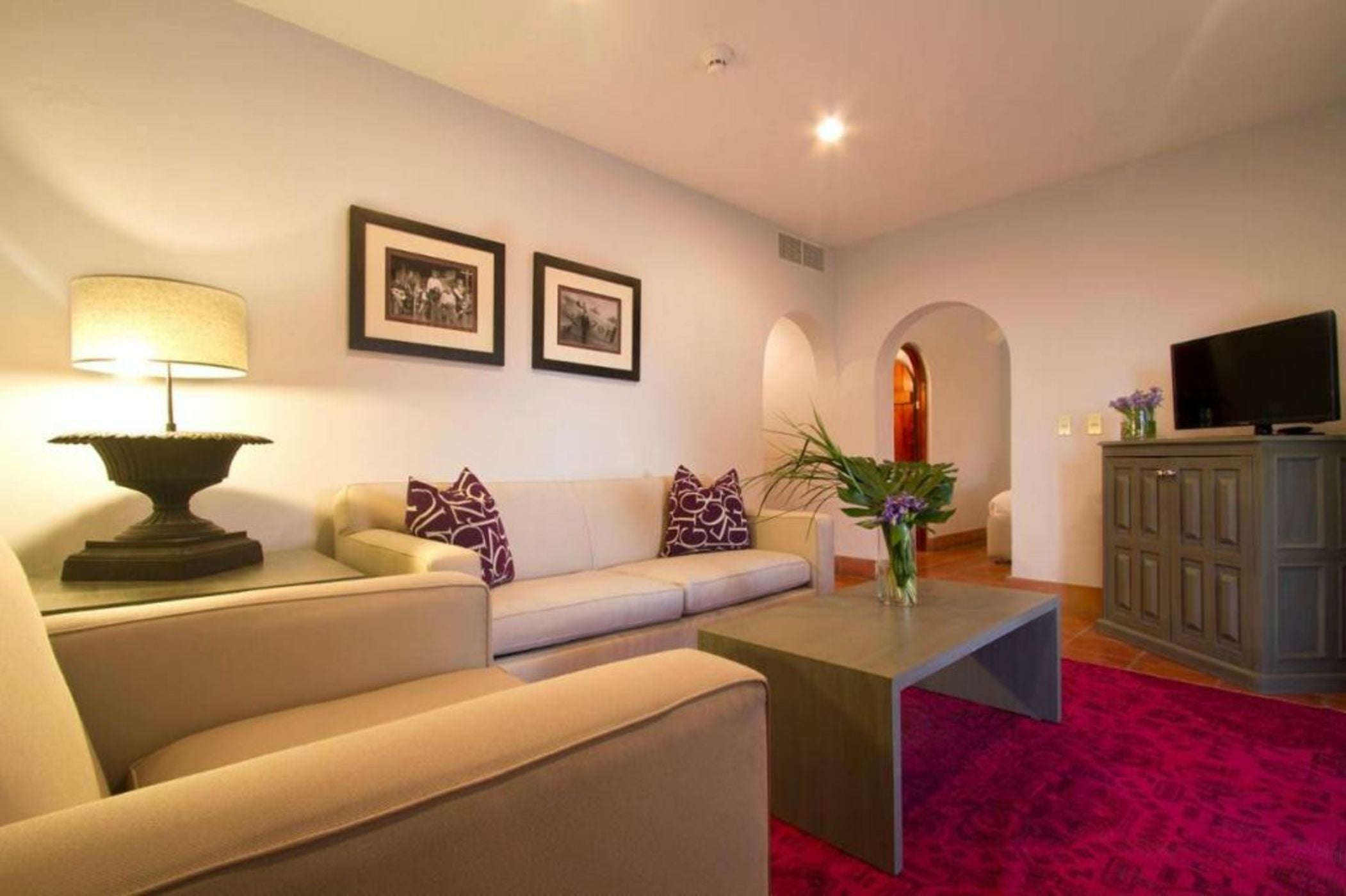 Alta Las Palomas Hotel