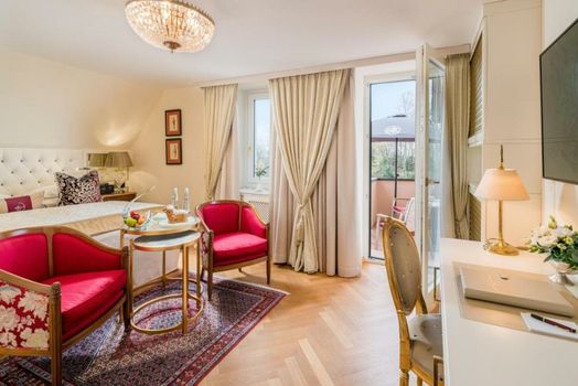 Hotel Schloss Mönchstein